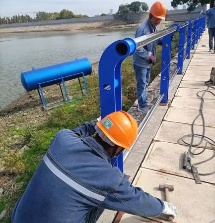 汨罗护栏安装